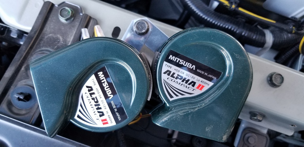 日産リーフ クラクション音がショボ過ぎで社外ホーンを取り付けた じょーいちろぐ